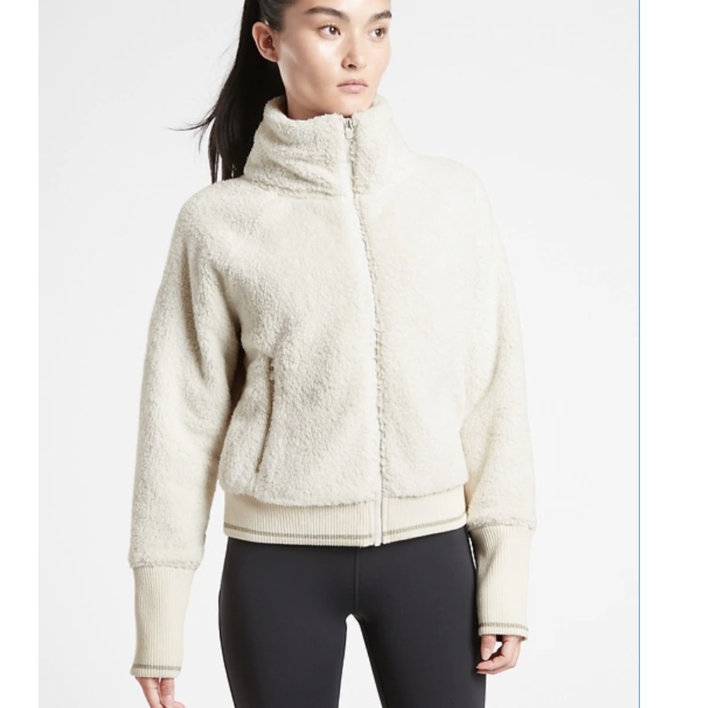 Athletes Tugga Jacket white